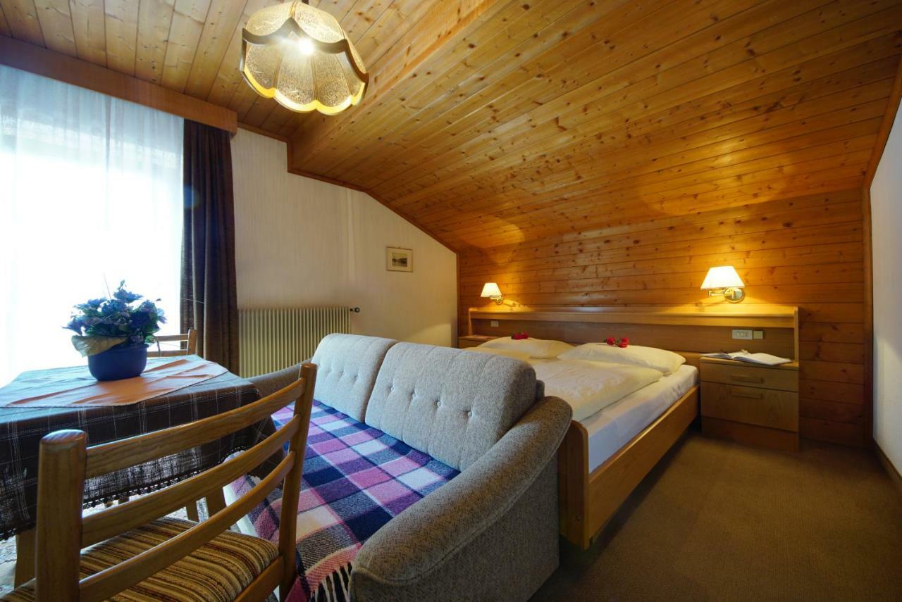 Garni Flurida Badia (South Tyrol) Exterior foto